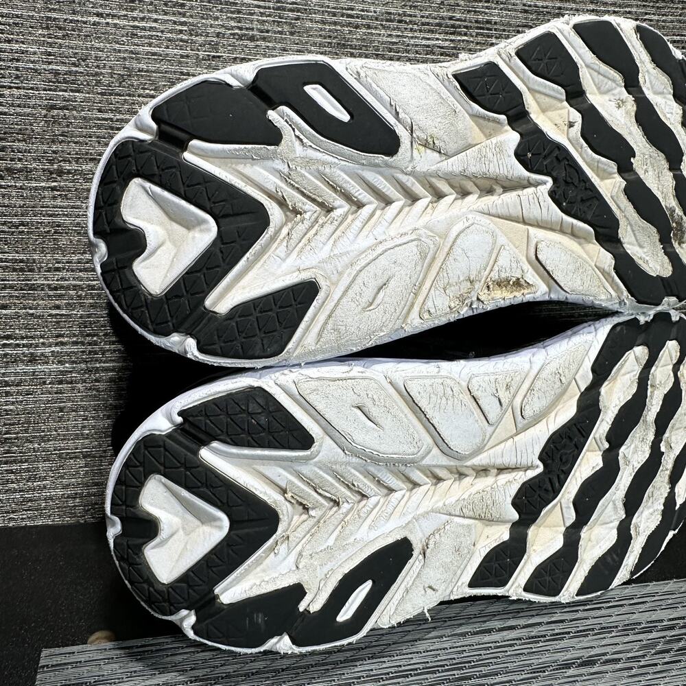 HOKA Clifton 8 Black White Road Running Shoes Sneakers 1119393 BWHT - Men's 11 - Picture 14 of 16
